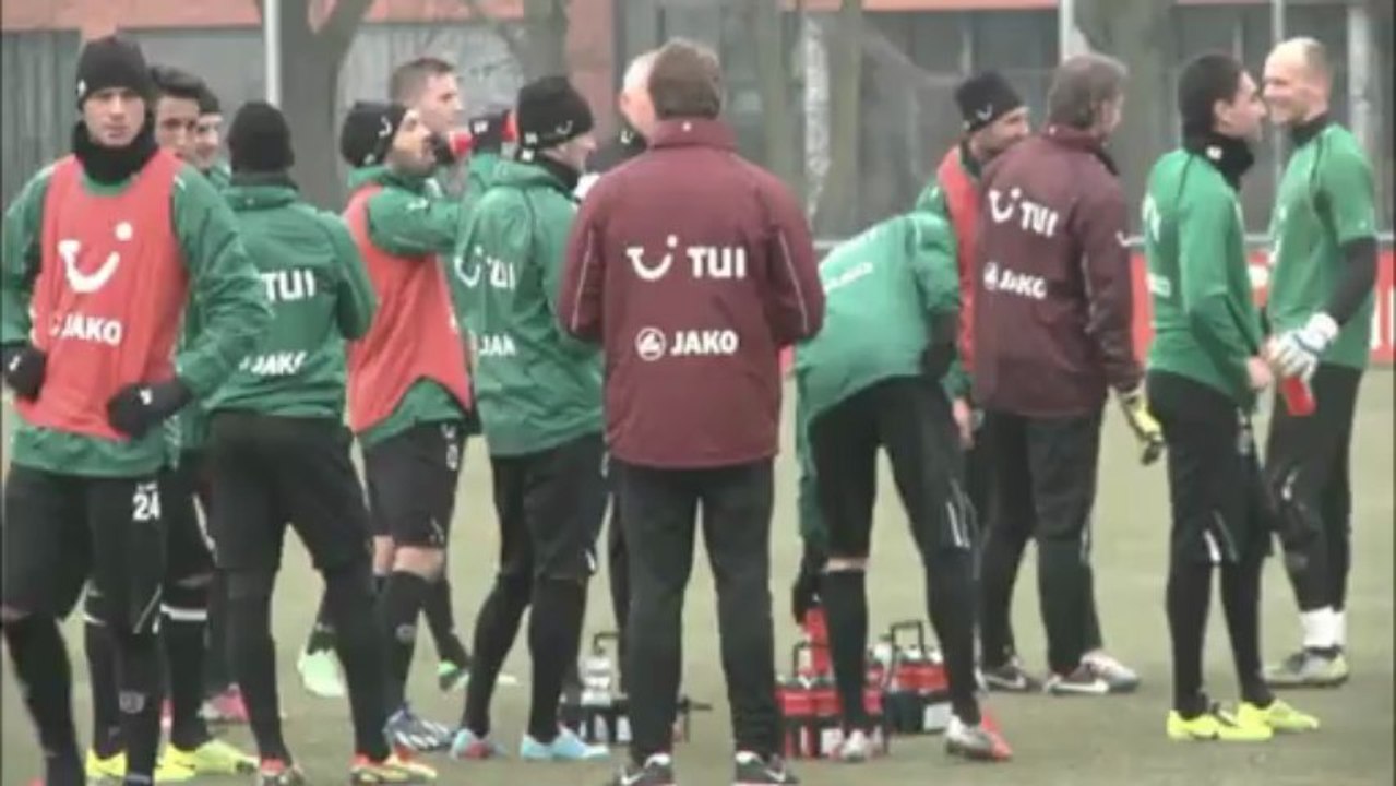 Slomka vor Freiburg: 'Auswärtssieg ist Pflicht, ohne Wenn und Aber!'