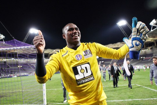 Le but extraordinaire du gardien Ali Ahamada face à Rennes