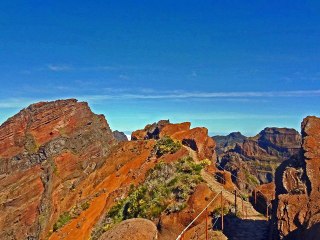 DU PICO DO ARIEIRO AU PICO RUIVO (Ile de Madère)