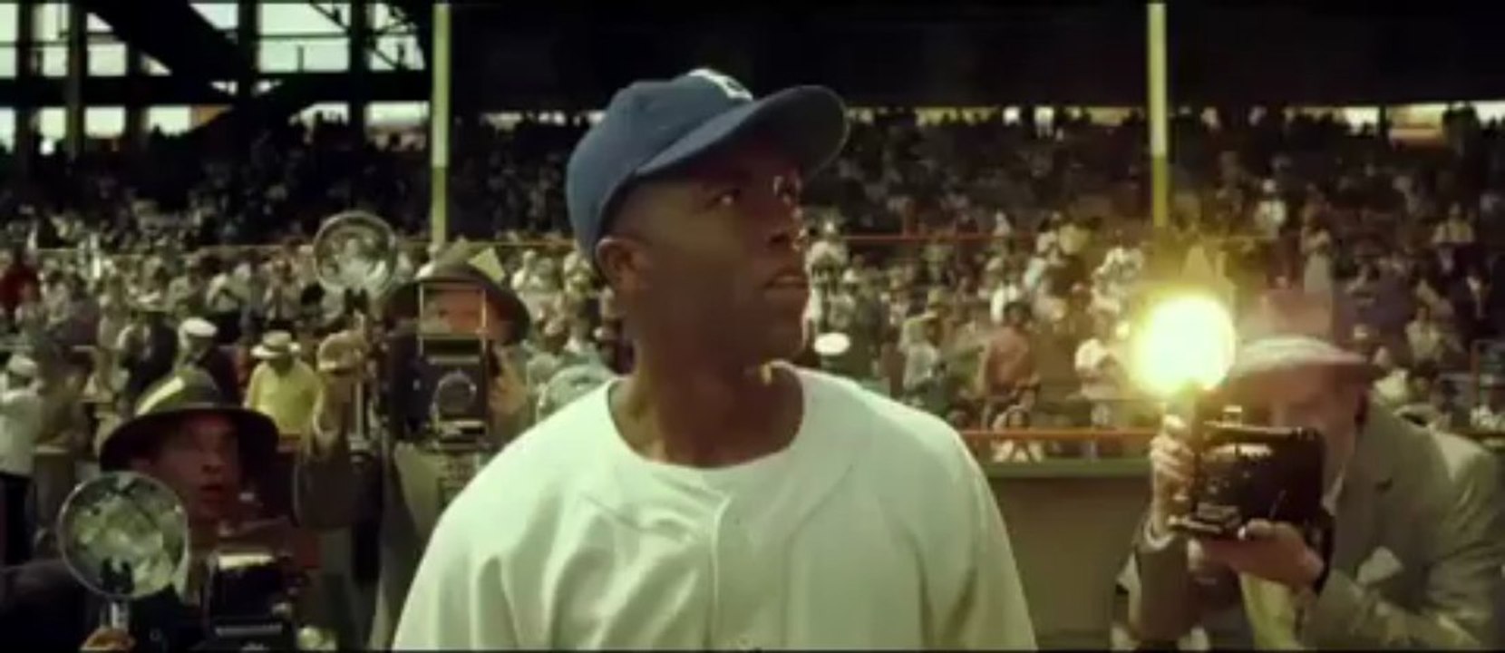Trailer: '42'