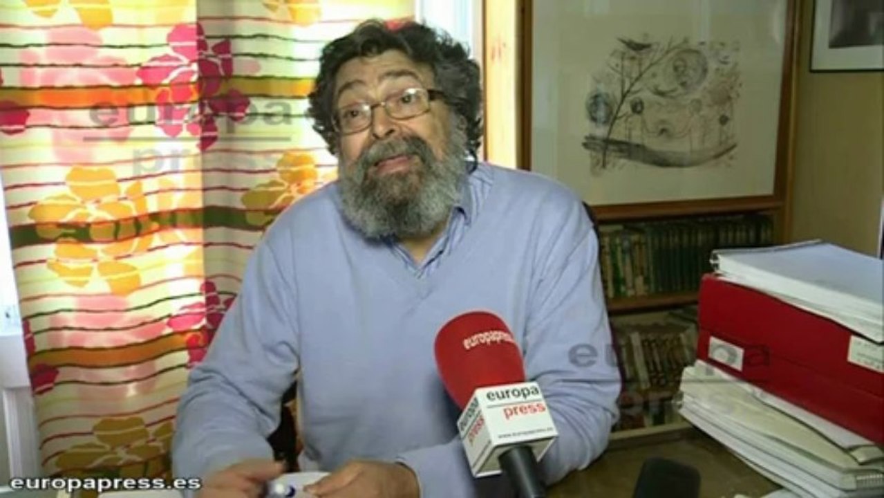 Tres diputados expulsados por hablar en catalán