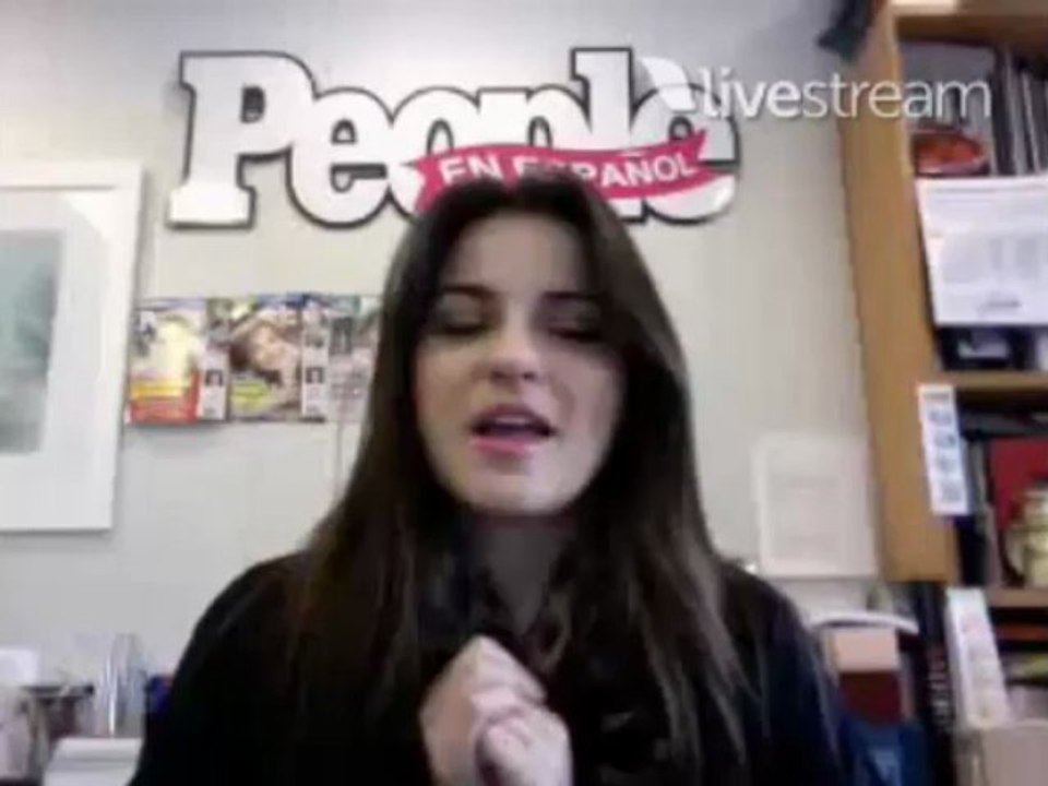 TC: Maite Perroni [@MaiteOficial] Describir a sus Fans en 1 sola Palabra || 04.11.2013
