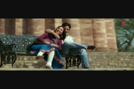 Kareena and Saif Romantic Scenes in Kurbaan - YouTube