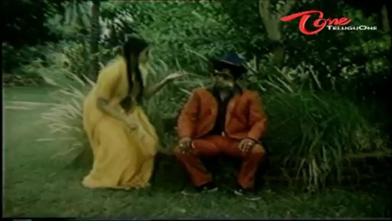 Park Comedy Scene Between Chandra Mohan - Jeevitha