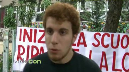 No al caro-libri, studenti in protesta