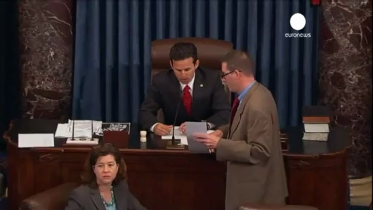 US Senate clears way for debate on gun control