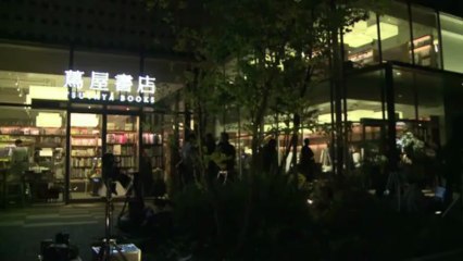 Japon: le nouveau roman de Murakami crée l'évènement