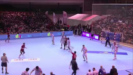 L'Ivryen Diego Simonet inscrit un but mêlant puissance et finesse sur un service de son frère Sebastian face à Paris lors de la 20e journée de D1