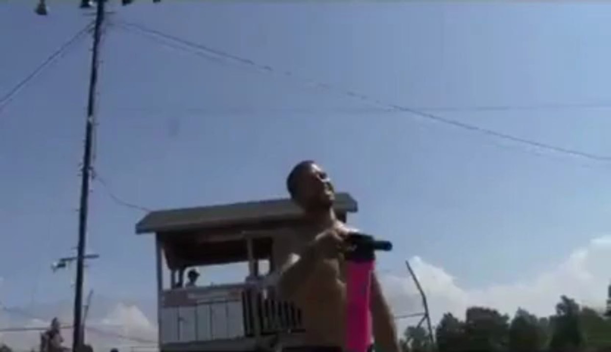 S'éclater la tête avec un beau faceplant en PogoStick !