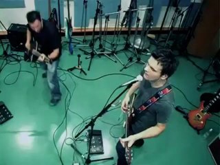 Worlds Apart (Live) - Yan Baray