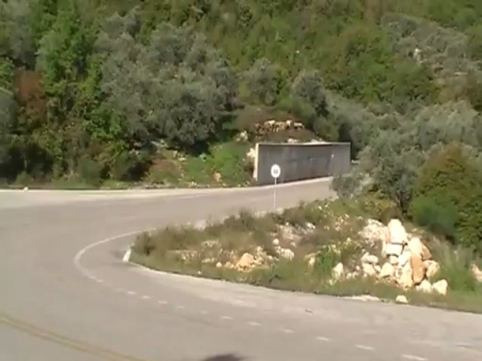 Aprilia shiver , Yamaha R1, Suzuki GSXR1000 lebanon douma