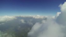 Vol au dessus des nuages filmé avec GOPRO BLACK