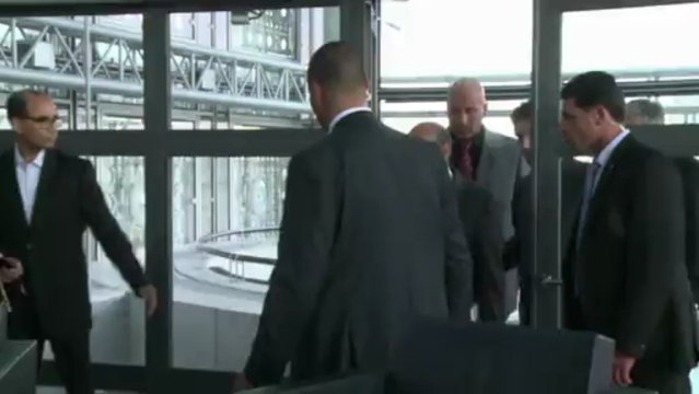 Topless protesters disrupt Tunisian president's Paris visit