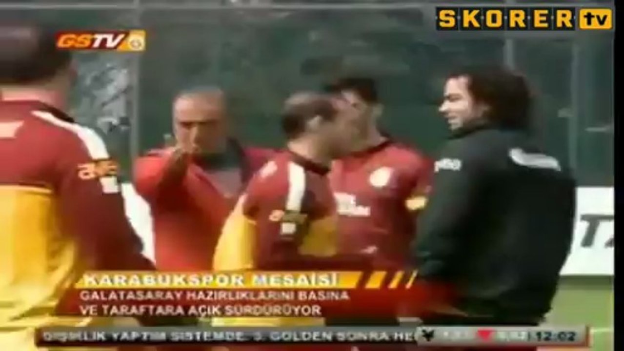 Eboue bu defe Sneijderle mezelendi-2013