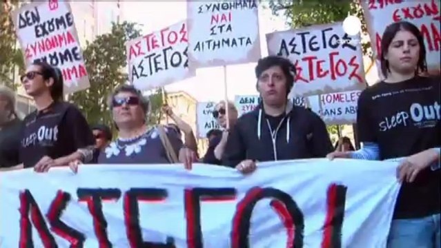 Grecia: marcia di protesta silenziosa dei senza tetto