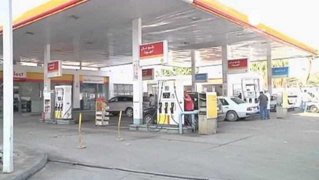 Egyptians suffer cuts and queues as fuel crisis bites