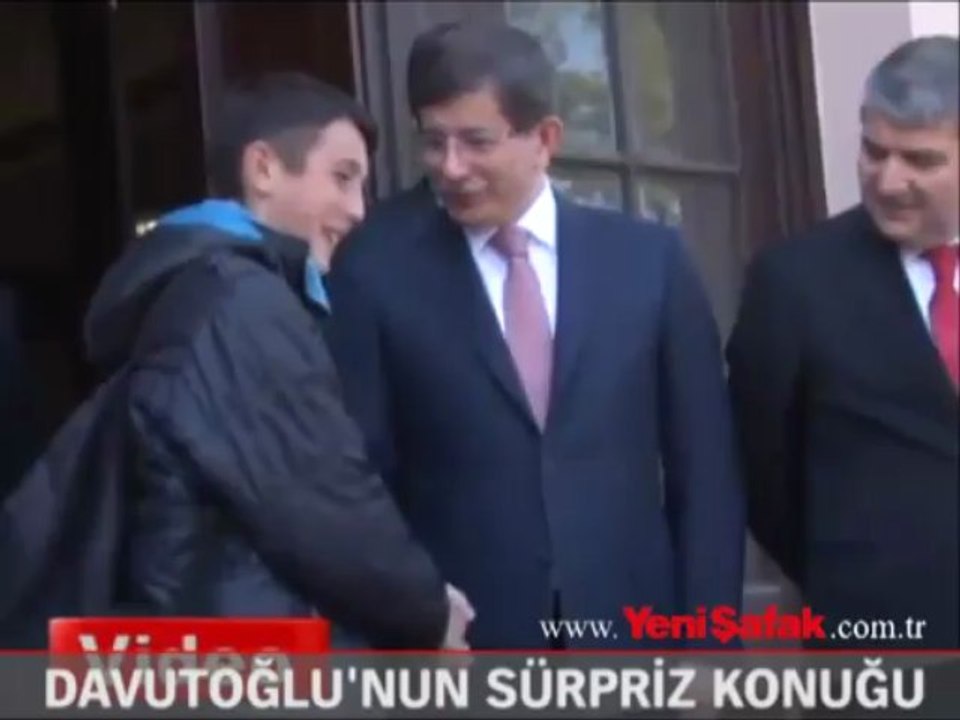 Davutoğlu'nun sürpriz konuğu