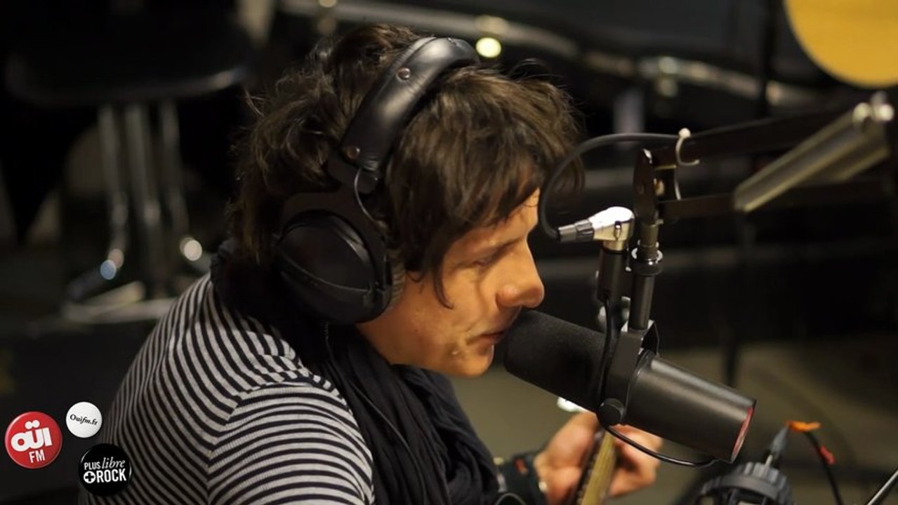 Indochine - La Colline Des Roses - Session Acoustique OÜIFM