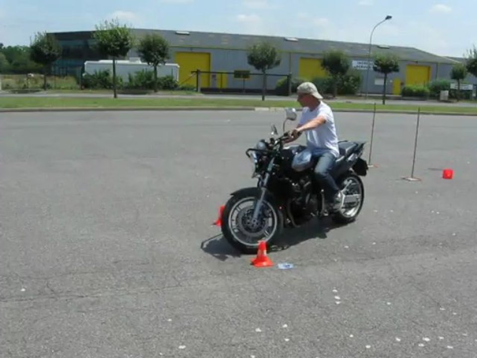 Leçon Moto Laurent sur le lent - Le 10 Juillet 2010