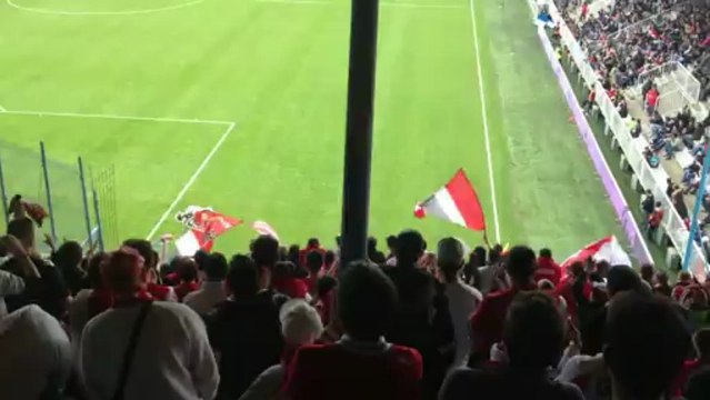 AJA-ASM Acclamation du public lors de la sortie de Lucas Ocampos