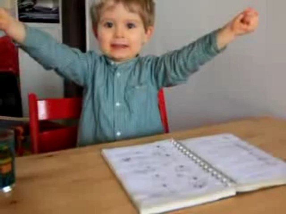 Martin fait un gâteau