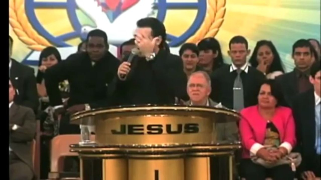 PASTOR Marcos Feliciano DIZ QUE A ÁFRICA FOI AMALDIÇOADA POR  NOÉ
