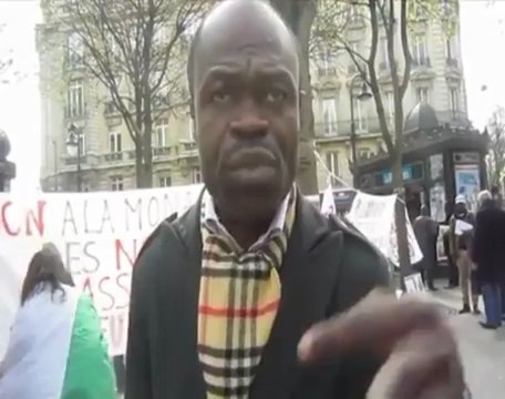 MANIF DES CONGOLAIS DU 08 AVRIL 2013 PRÈS DE L'ÉLYSÉE CONTRE LA RÉCEPTION DE SASSOU (PART 2/2).