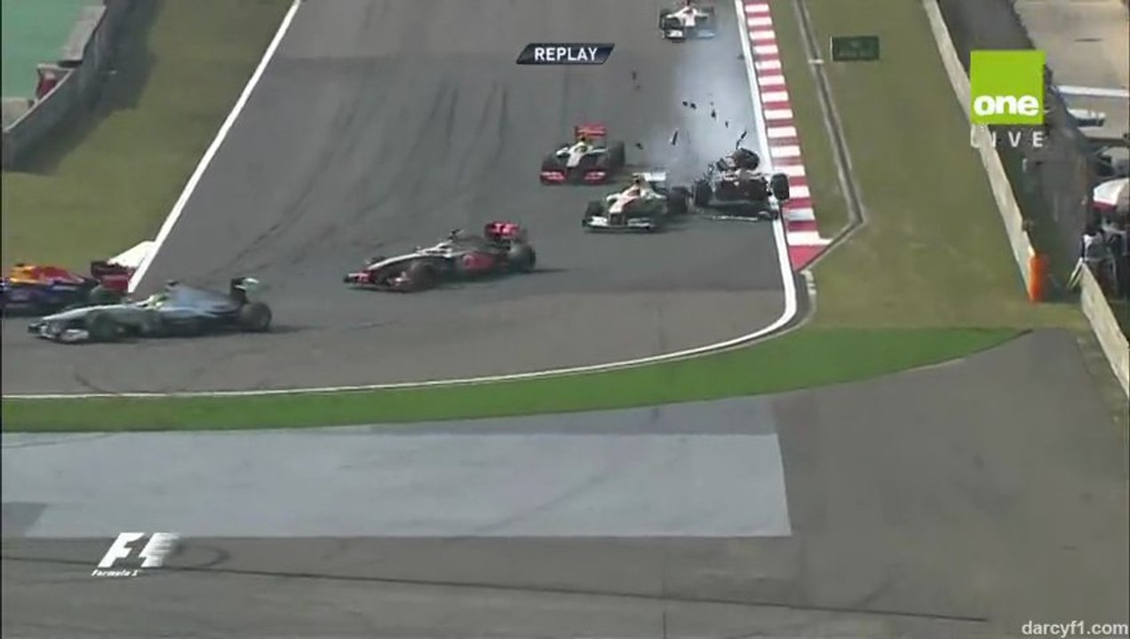 Formule 1 China 2013 Big crash Gutierrez Sutil