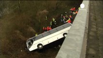 Belgio, autobus scolastico esce di strada. 5 morti