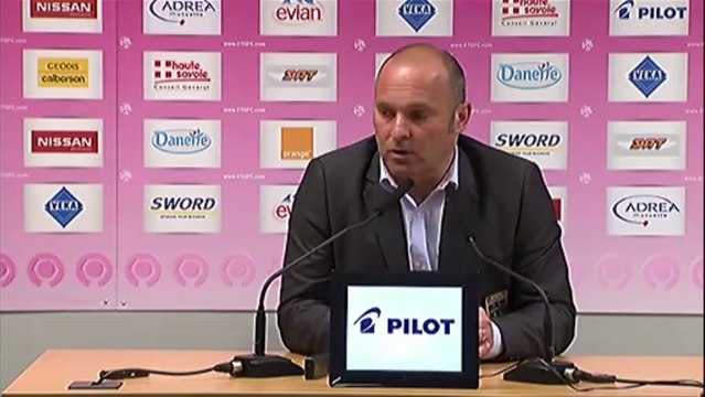 Conférence de presse Evian TG FC - Stade Rennais FC : Pascal DUPRAZ (ETG) - Frédéric ANTONETTI (SRFC) - saison 2012/2013