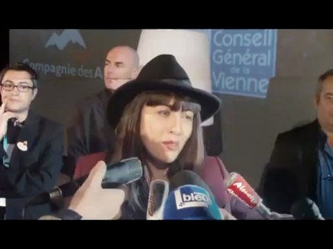 Nolwenn Leroy, la voix de Lady ô, le spectacle nocturne du Futuroscope