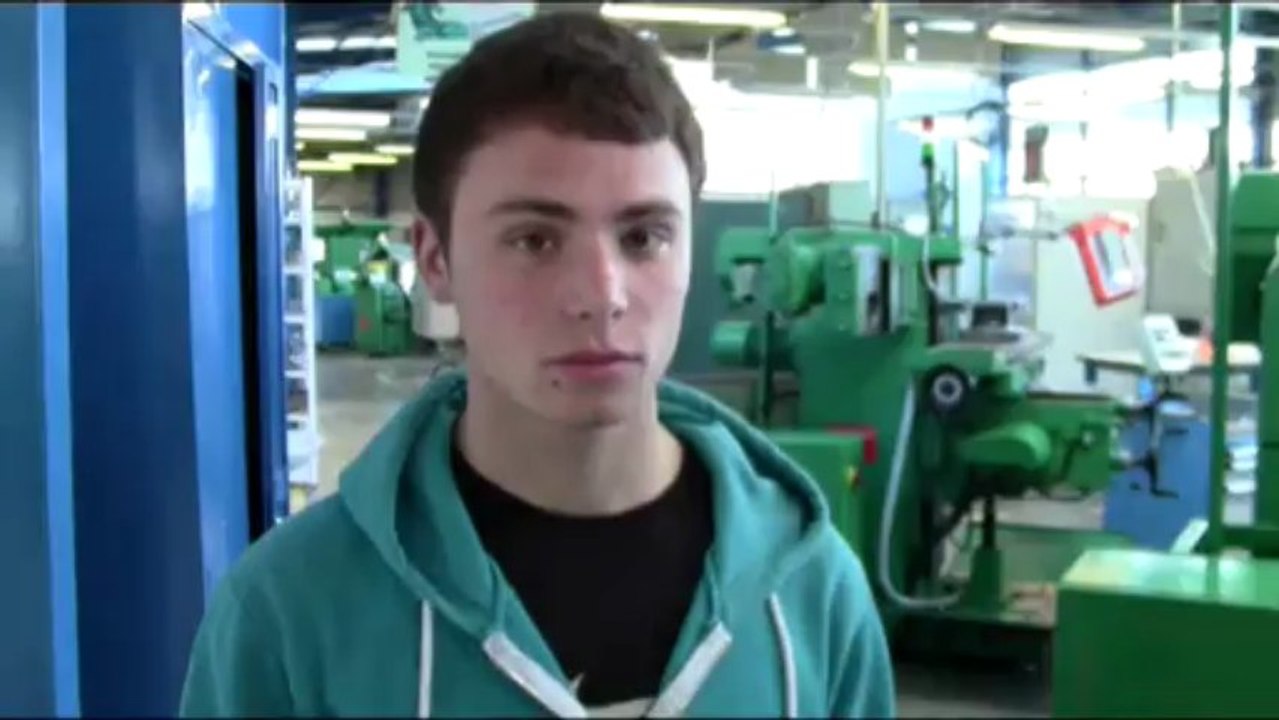 Concours INRS 2013 "face à chaque danger, une conduite à adopter" Lycée Guynemer