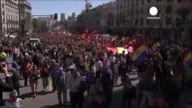 Repubblicani spagnoli in piazza contro la monarchia