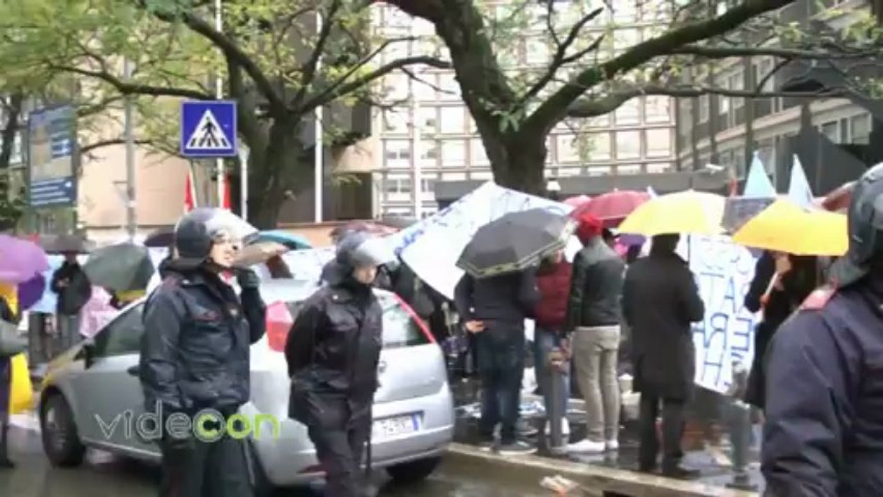 San Raffaele, lavoratori e pazienti bloccano la Colombo. A rischio 600 lavoratori