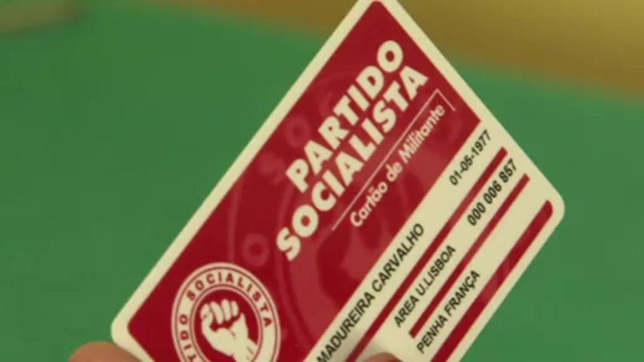 Portugal: le chef de l'opposition José Seguro reconduit (PS)