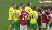 [www.sportepoch.com]Highlights - controversial clean sheet caused defeat Norwich players besieged the referee