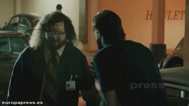 Kutcher se muda a Londres para estar cerca de Kunis