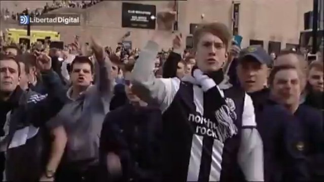 Enfrentamientos entre los hinchas del Sunderland y el Newcastle con la policía