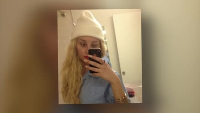 Amanda Bynes Hits on Drake Via Twitter Again