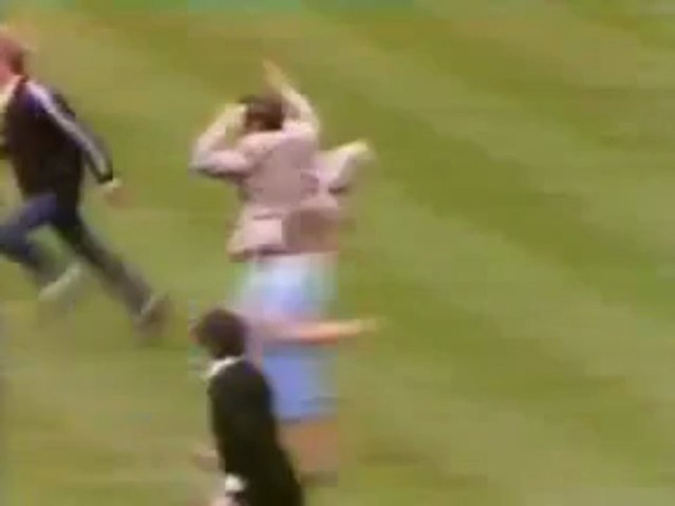 Ο πανηγυρισμός του Πλιτ (Μάντσεστερ Σίτι-Λούτον)