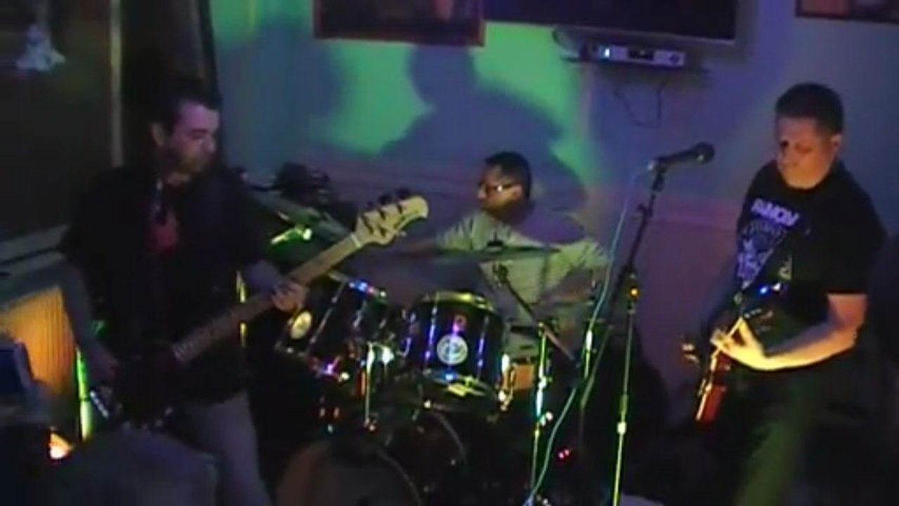 Assedic Park, au bar du  Pont de l'arquet , à Rouen, le 12 avril 2013.