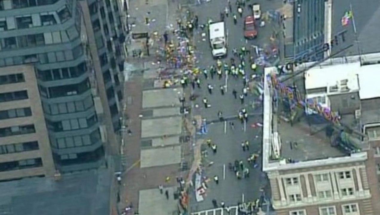 MUERTOS POR EXPLOSION EN MARATON DE BOSTON ESTADOS UNIDOS!!