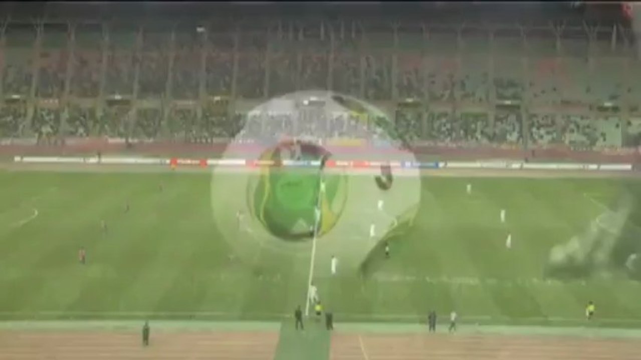 J-league: mega-lupfer aus 45-metern! omiya mit dem nächsten sieg