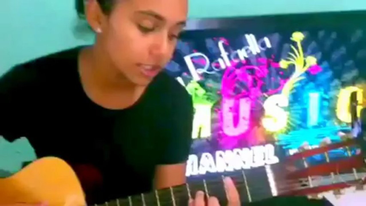 Garota de 12 anos vem se tornando uma revelação da música Teen