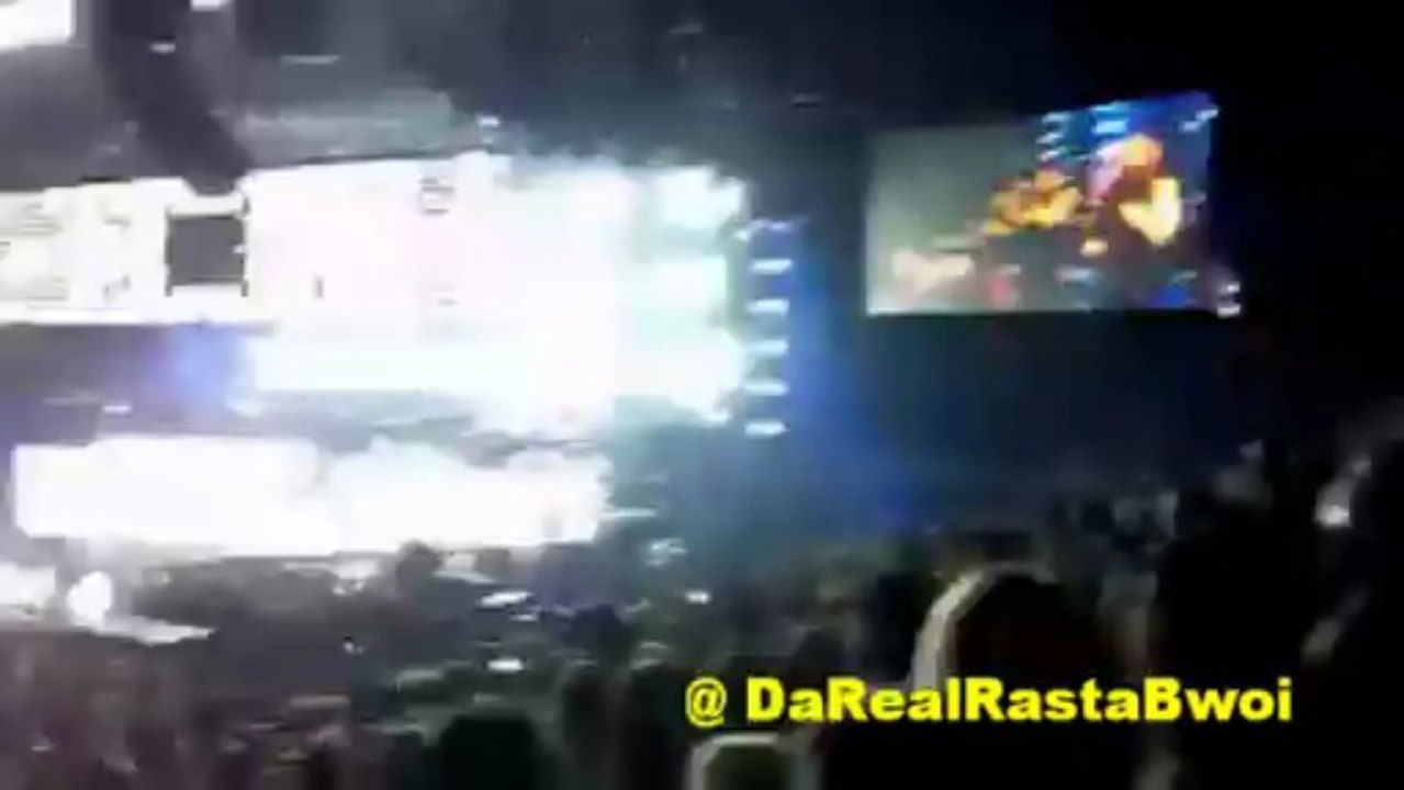 Beyonce  - Crazy in love Mrs. Carter World Tour in Belgrade, Serbia 4/15/13 -