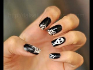 Halloween spider web Nail Art 2