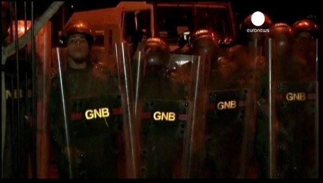 Street protesters clash with police in Caracas