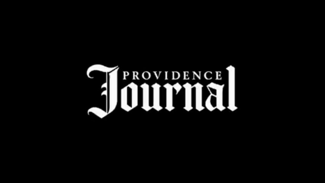 Millionnaire à six ans, elle a 60 paires de chaussures et préfère le homard aux frites