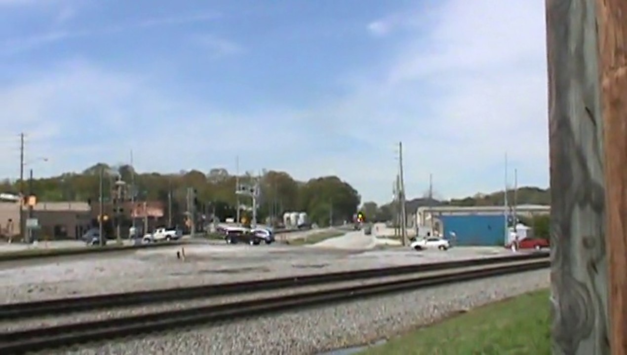 Norfolk Southern autorack and stack train east through Austell Ga.