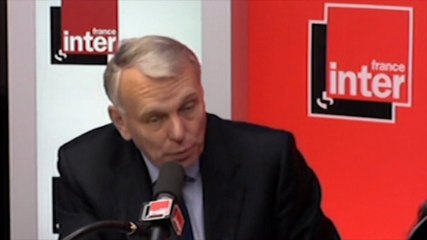 Ayrault : "Ma part d'ombre, c'est mon combi Volkswagen"